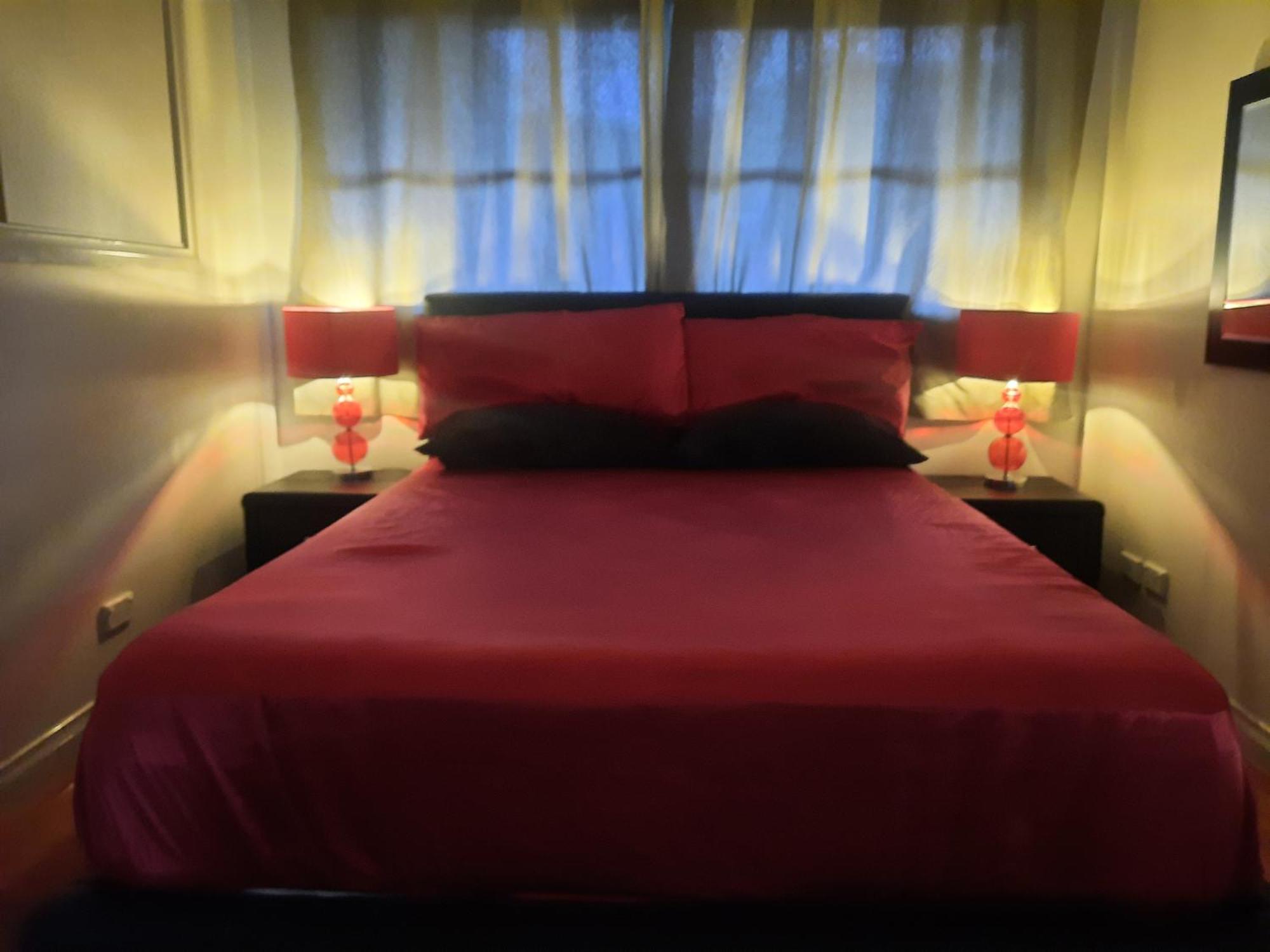 Cock Or Two Kink House Hotell Cockatoo Exteriör bild
